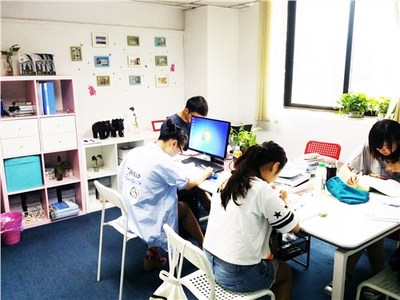 武漢如何申請美國高中留學,美國高中留學指南,美國高中留學咨詢,武教國際留學圖片|武漢如何申請美國高中留學,美國高中留學指南,美國高中留學咨詢,武教國際留學產(chǎn)品圖片由武漢教育國際交流合作中心公司生產(chǎn)提供-